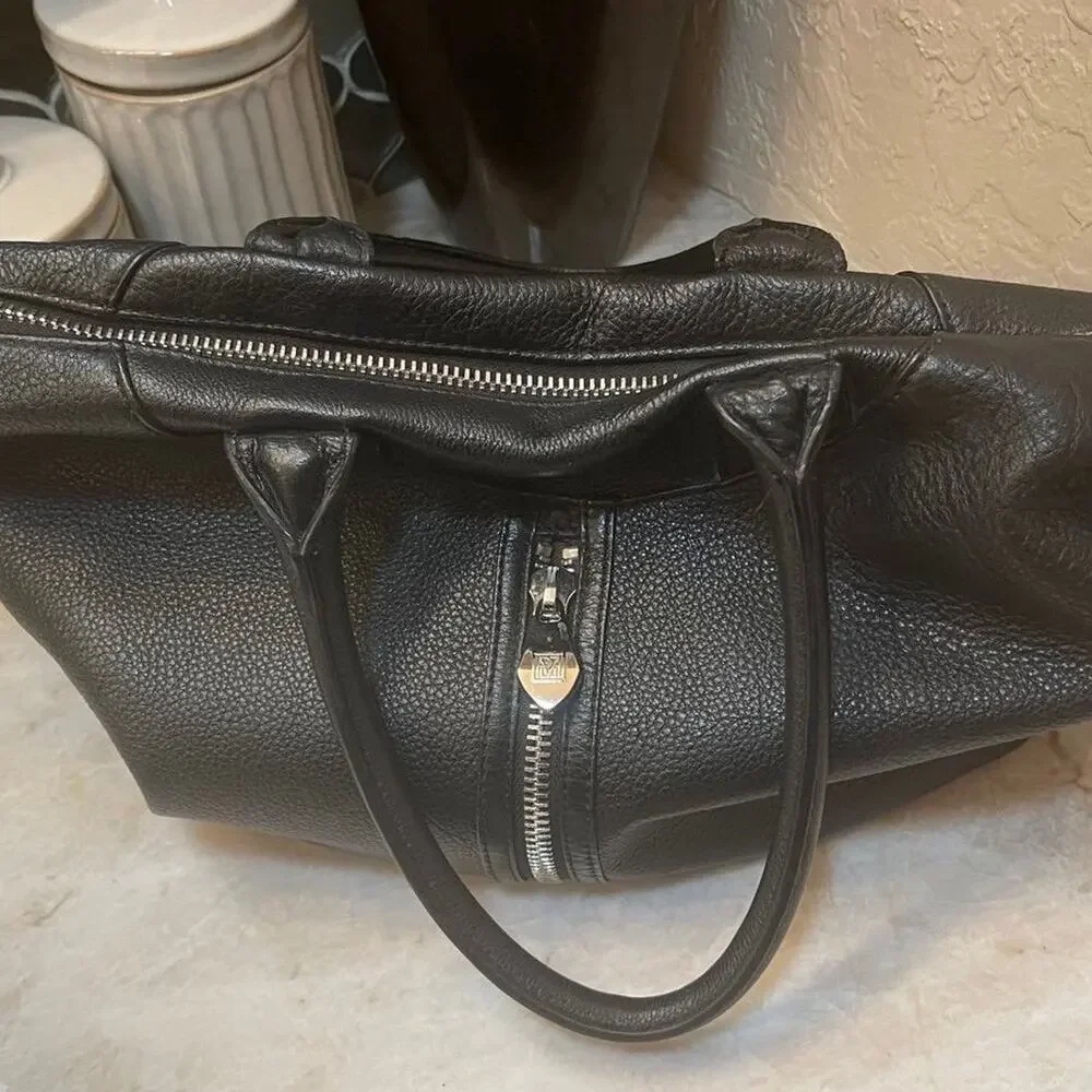 Pour la Victoire black leather satchel handbag
